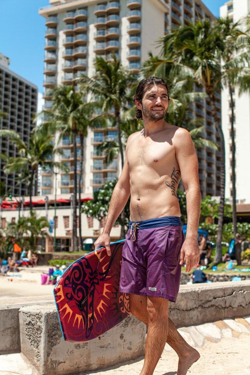 VIVE Hotel Waikiki - image 6