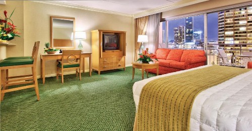 Waikiki Marina Resort at the Ilikai - image 13