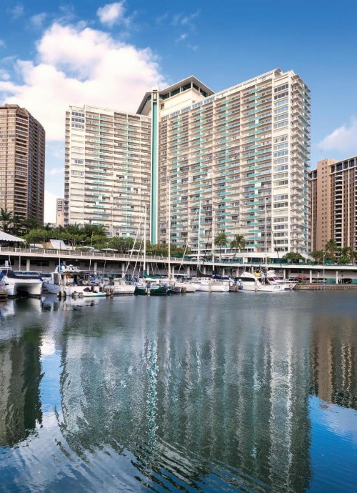 Waikiki Marina Resort at the Ilikai - image 22
