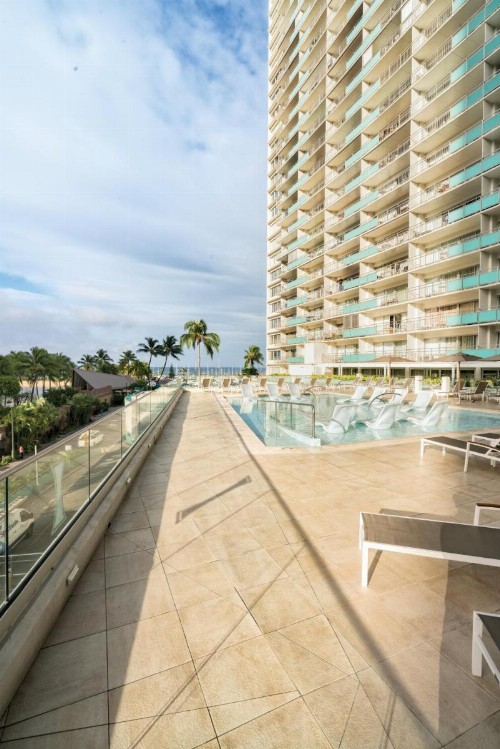 Waikiki Marina Resort at the Ilikai - image 24