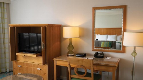 Waikiki Marina Resort at the Ilikai - image 41