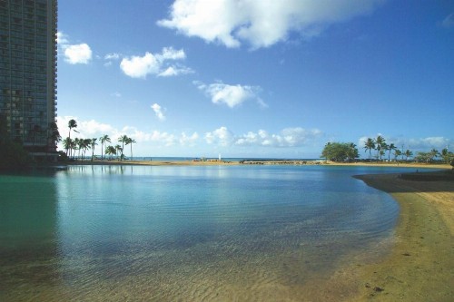 Waikiki Marina Resort at the Ilikai - image 9