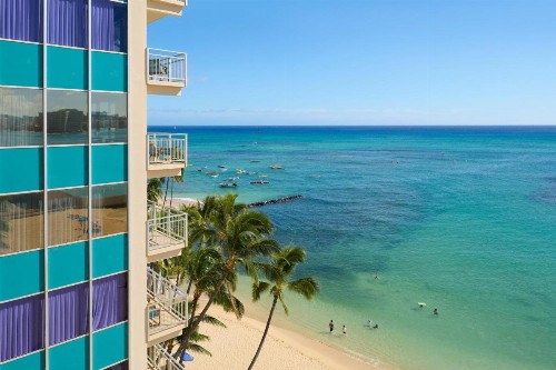 Kaimana Beach Hotel