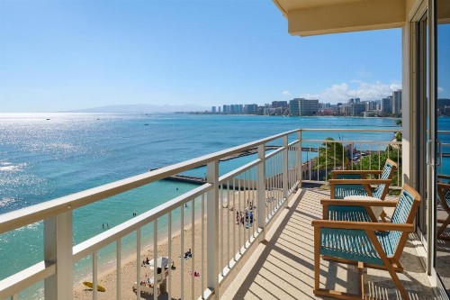 Kaimana Beach Hotel - image 37