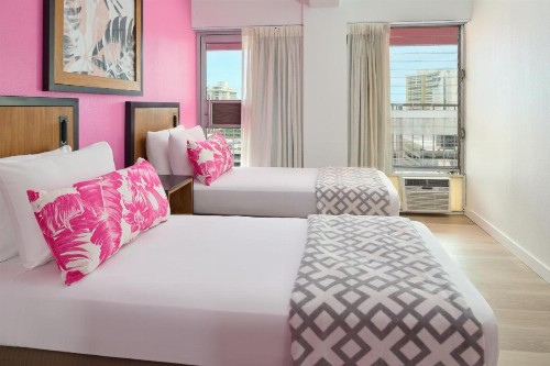 Ilima Hotel - image 6