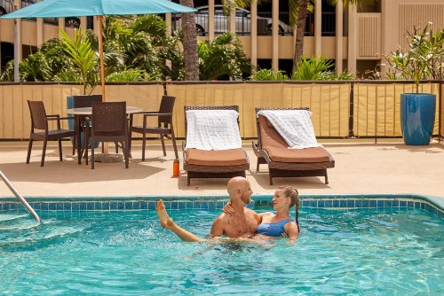 Waikiki Resort Hotel - image 27