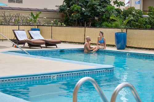 Waikiki Resort Hotel - image 29