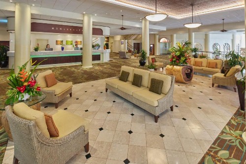 Waikiki Resort Hotel - image 33