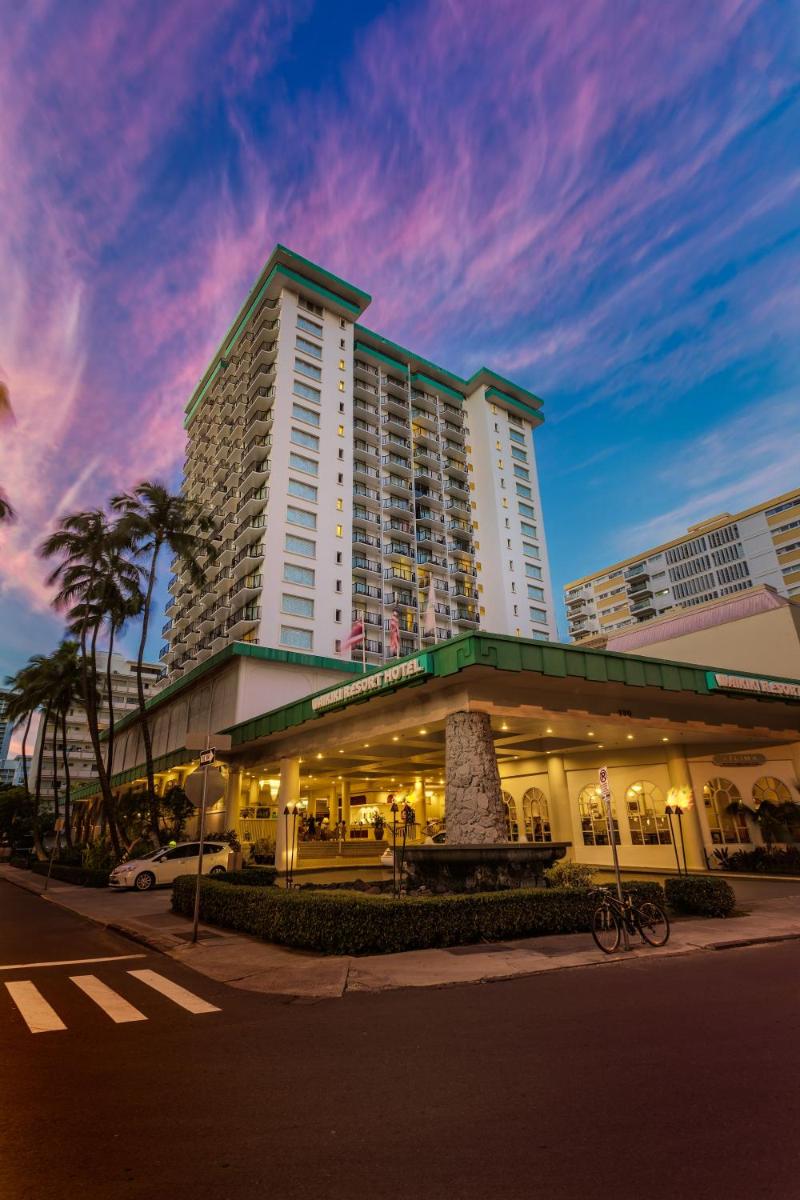 Waikiki Resort Hotel - image 5