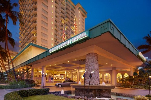 Waikiki Resort Hotel - image 7