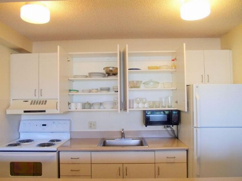 Waikiki Sunset Apartment - image 3