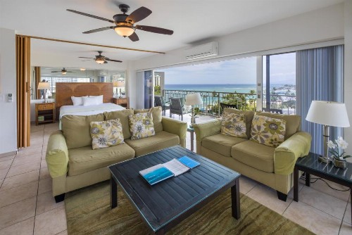 Waikiki Shore by Outrigger - image 18