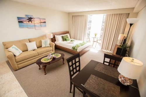 Tropical Studios at Marine Surf Waikiki - FREE PARKING - BEST LOCATION - FULL KITCHEN - SWIMMING POOL - image 30