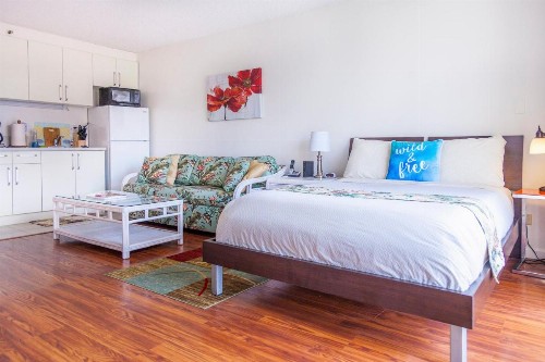 Tropical Studios at Marine Surf Waikiki - FREE PARKING - BEST LOCATION - FULL KITCHEN - SWIMMING POOL - image 44