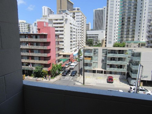 Waikiki Central Hotel - No Resort Fees - image 14