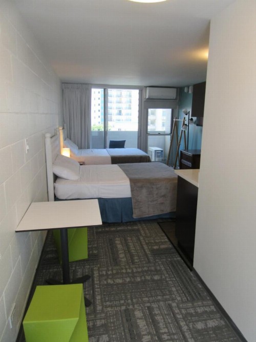 Waikiki Central Hotel - No Resort Fees - image 18