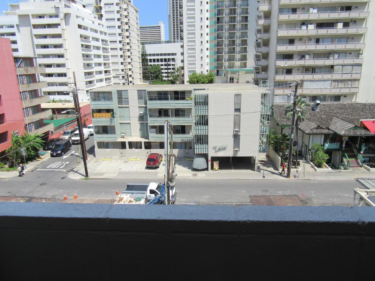 Waikiki Central Hotel - No Resort Fees - image 5