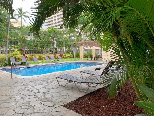Vacation Rental Suites at Royal Garden Waikiki - image 18