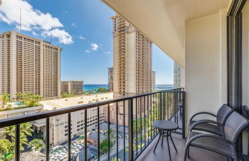 Aqua Palms Waikiki #304 and #1112 - image 41