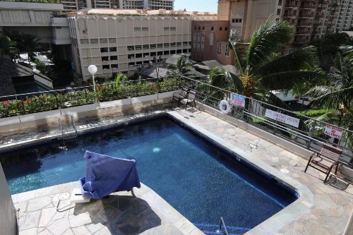 Aqua Palms Waikiki #304 and #1112 - image 7