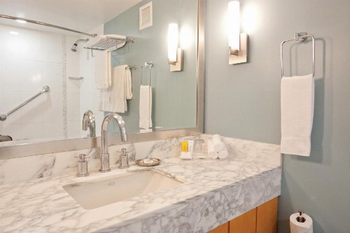 Ala Moana Hotel - Resort Fee Included - image 31