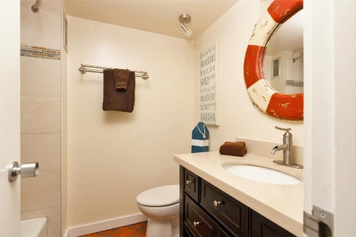 Waikiki Place Studios at The Marine Surf Waikiki - image 4