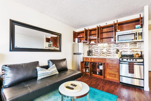 Waikiki Place Studios at The Marine Surf Waikiki - image 44
