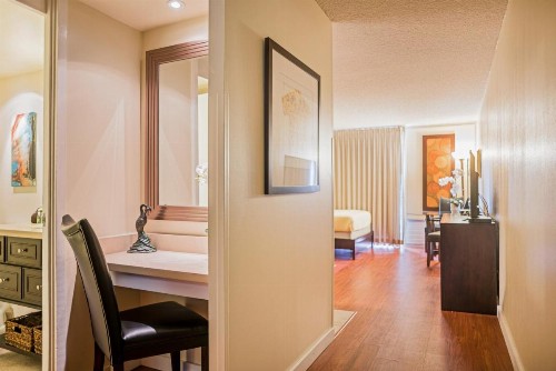 Waikiki Place Studios at The Marine Surf Waikiki - image 46