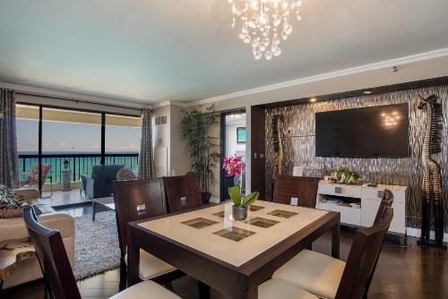 Waikiki Beach Tower - image 12