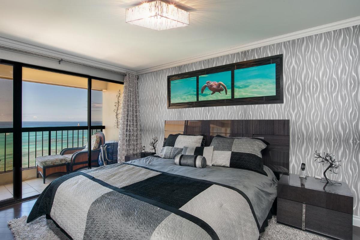 Waikiki Beach Tower - image 5