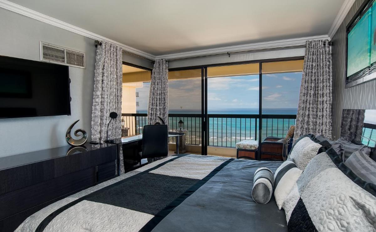 Waikiki Beach Tower - image 7