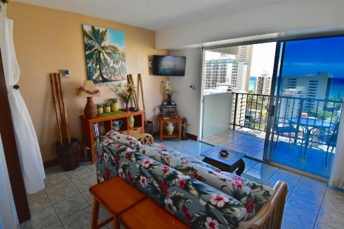 Jenny's Pineapple Cottage - image 10