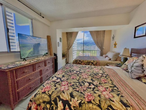 Jenny's Pineapple Cottage - image 26