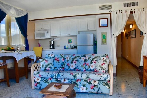 Jenny's Pineapple Cottage - image 36