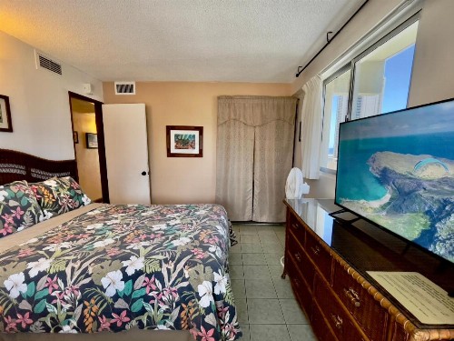 Jenny's Pineapple Cottage - image 42