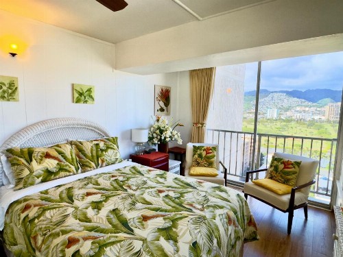 Jenny's Pineapple Cottage - image 48
