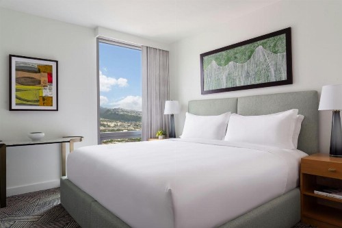 The Ritz-Carlton Residences Waikiki Beach Hotel - image 29