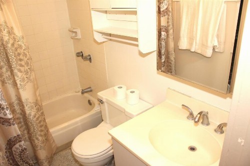 Kuhio Condo 903 - image 6
