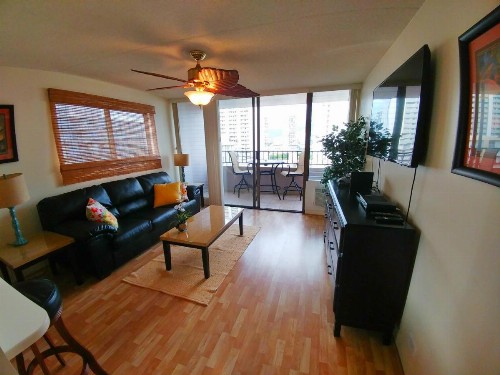 Royal Kuhio - Large 1 bedroom Apartment - image 12