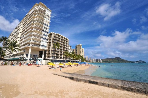 Waikiki Shore Beachfront - image 6