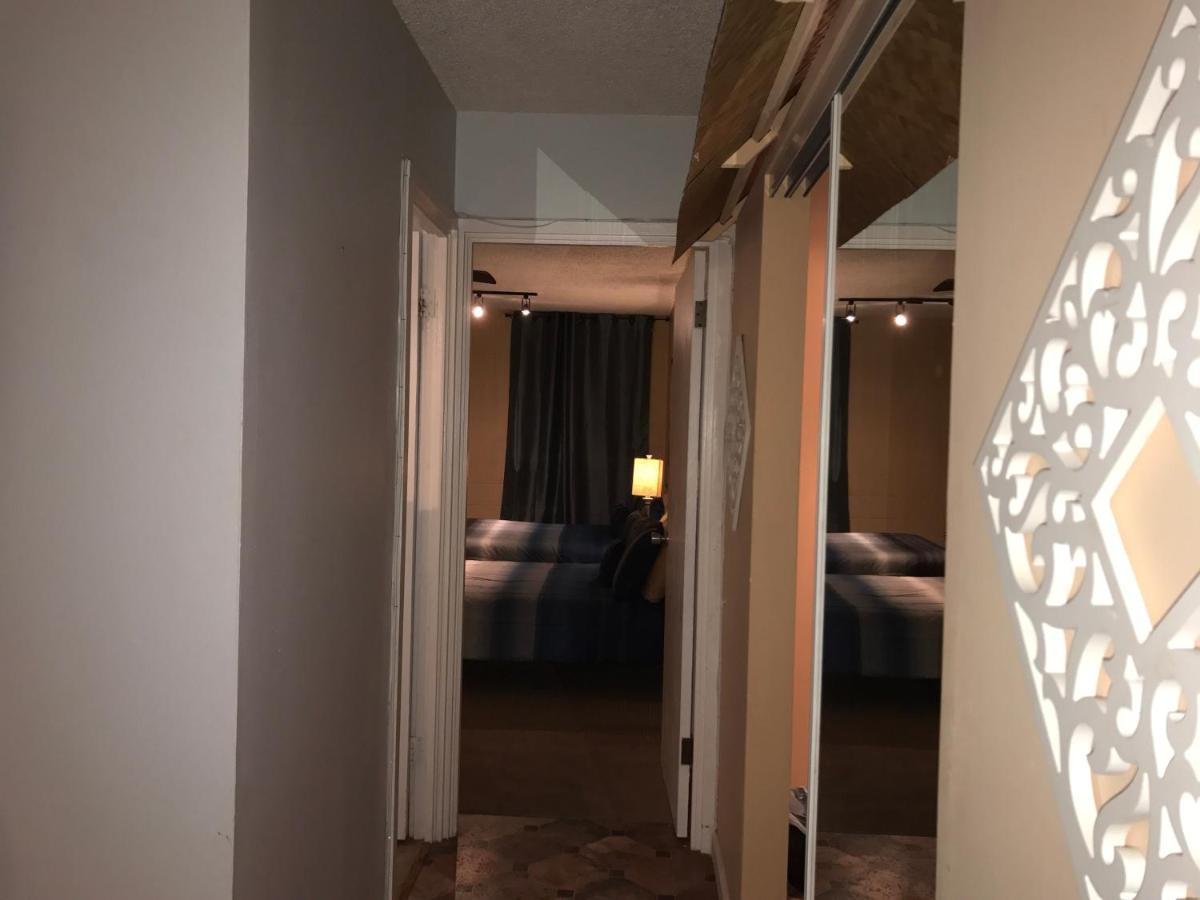 Waikiki Whale Watcher Apts 602B - image 7
