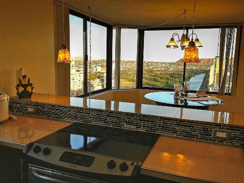 Hawaiian Monarch PH303 Oceanview - image 9