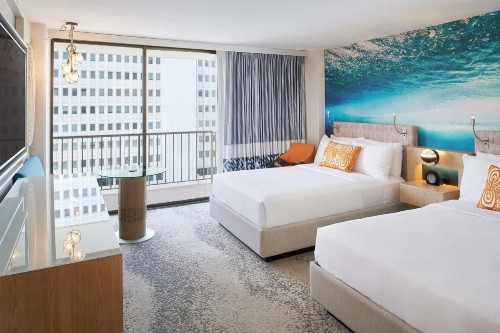 Waikiki Beachcomber by Outrigger - image 12