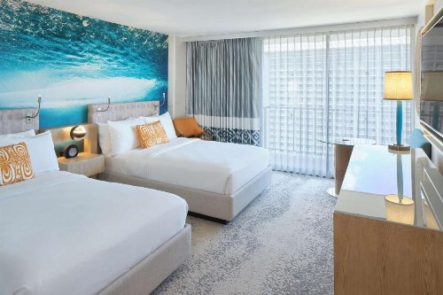 Waikiki Beachcomber by Outrigger - image 14