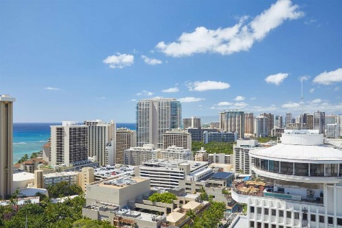 Waikiki Beachcomber by Outrigger - image 16