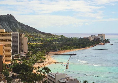 Waikiki Beachcomber by Outrigger - image 29