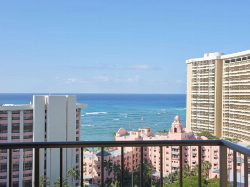 Waikiki Beachcomber by Outrigger - image 45