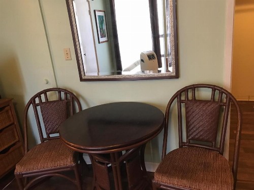 Waikiki Whale Watcher Apts 304A