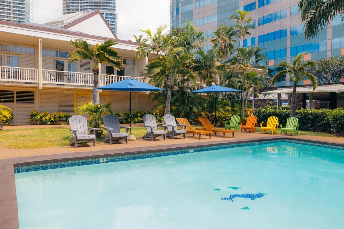 Pagoda Waikiki - main image