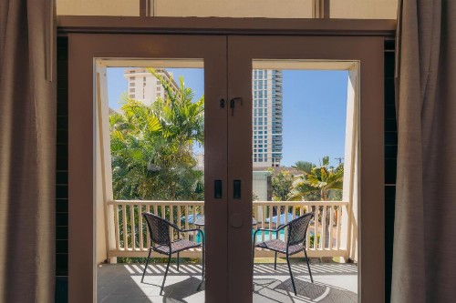 Pagoda Waikiki - image 14